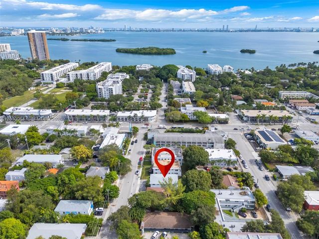 560 NE 63rd St, Miami, FL 33138