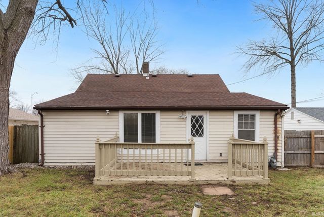 2425 White Oak Avenue, Fort Wayne, IN 46805