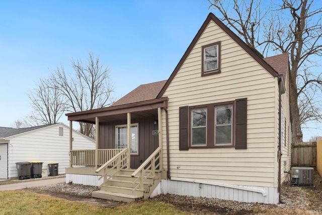 2425 White Oak Avenue, Fort Wayne, IN 46805