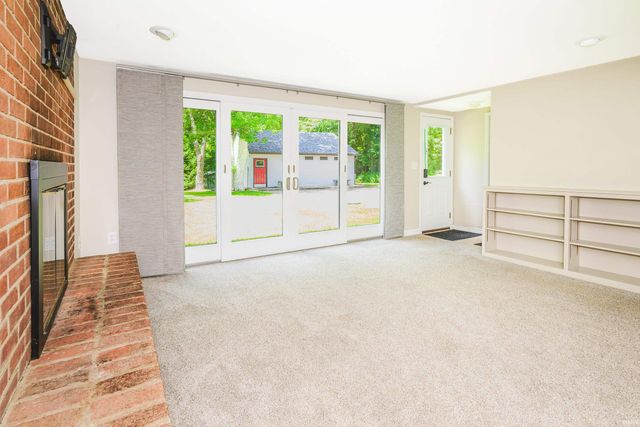3700 S Leonard Springs Road, Bloomington, IN 47403