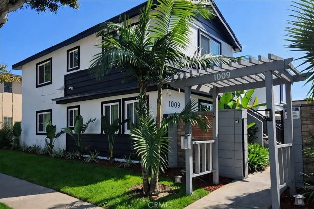 1009 Valencia Street A, Costa Mesa, CA 92626