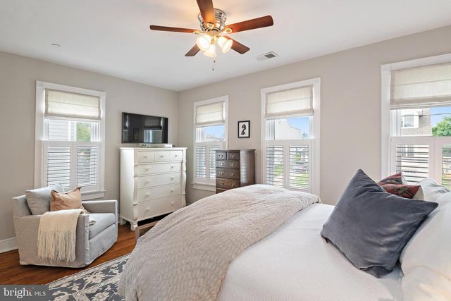 16 WOODLAWN AVE, Annapolis, MD 21401