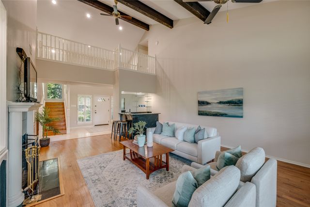 4424 Westridge Avenue, Fort Worth, TX 76116