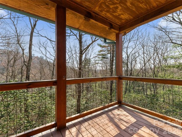 935 Big Branch Road, Brevard, NC 28712