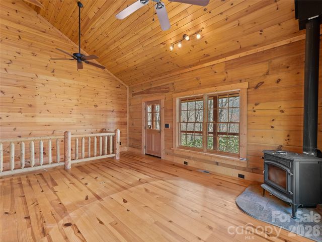 935 Big Branch Road, Brevard, NC 28712