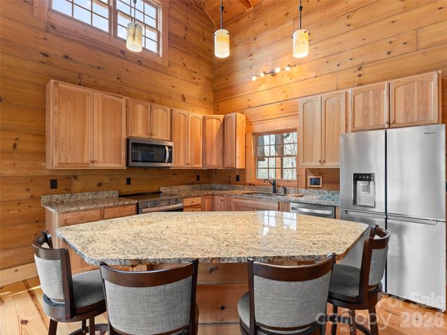 935 Big Branch Road, Brevard, NC 28712