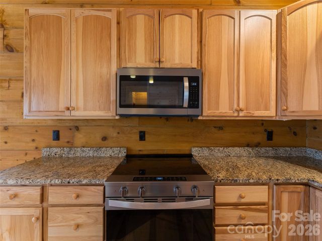 935 Big Branch Road, Brevard, NC 28712