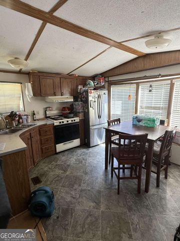 2010 Star Point Road, Carrollton, GA 30117