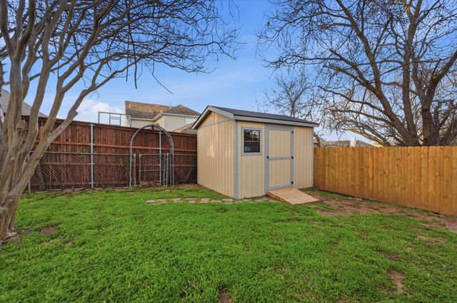 5301 Slate Street, Fort Worth, TX 76114