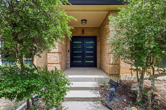 1331 Travis Street, Denton, TX 76205