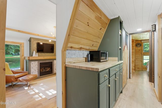 661 S Johnsburg Road, Johnsburg, NY 12885