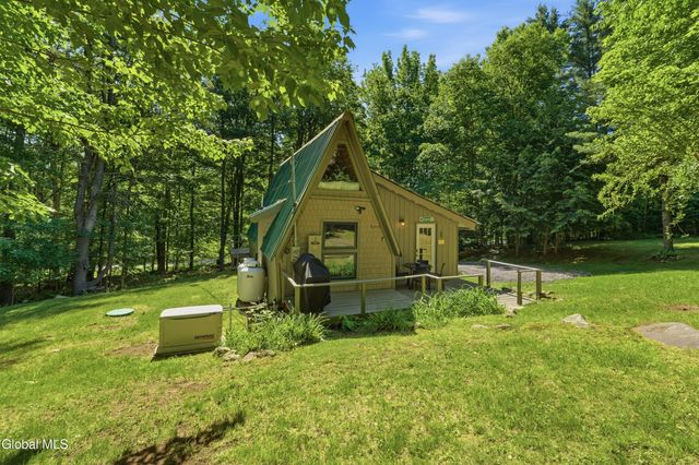 661 S Johnsburg Road, Johnsburg, NY 12885