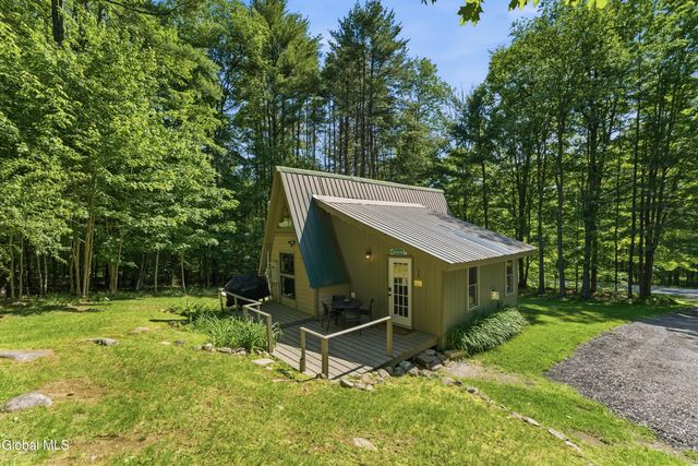 661 S Johnsburg Road, Johnsburg, NY 12885