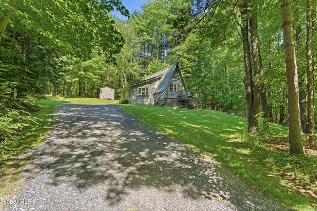 661 S Johnsburg Road, Johnsburg, NY 12885