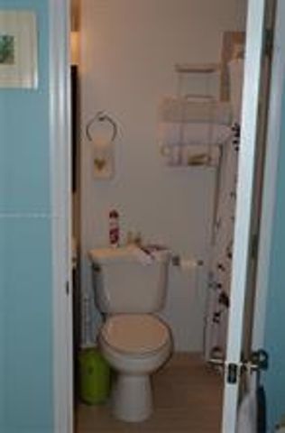 1450 NE 32nd Street, Pompano Beach, FL 33064