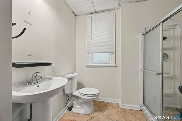 135 Sherwood Avenue, Bridgeport, CT 06605