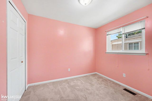 32919 Warkop Avenue, Warren, MI 48093