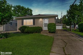 32919 Warkop Avenue, Warren, MI 48093