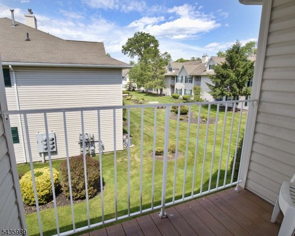 34 Chanda Ct 34, Clifton City, NJ 07012