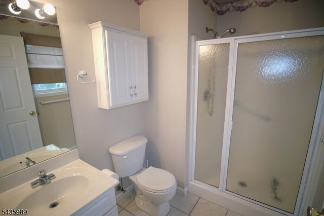 34 Chanda Ct 34, Clifton City, NJ 07012