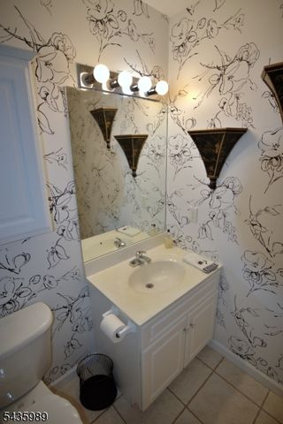 34 Chanda Ct 34, Clifton City, NJ 07012