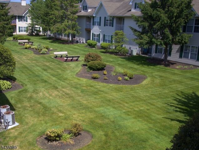 34 Chanda Ct 34, Clifton City, NJ 07012