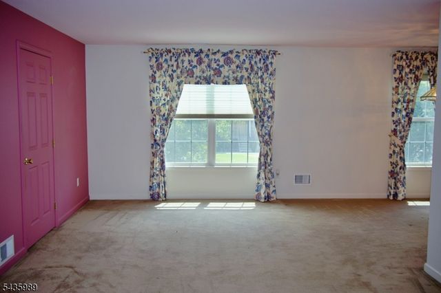 34 Chanda Ct 34, Clifton City, NJ 07012