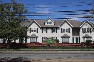34 Chanda Ct 34, Clifton City, NJ 07012