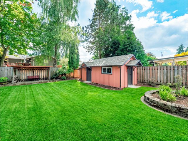 125 Nw 11TH Ave, Canby, OR 97013