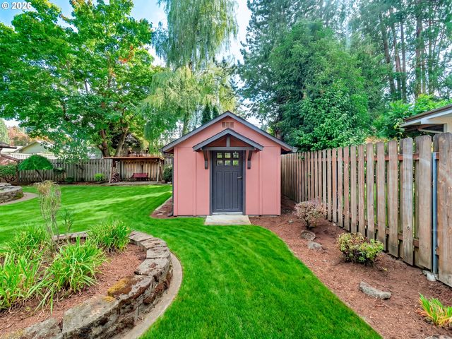 125 Nw 11TH Ave, Canby, OR 97013