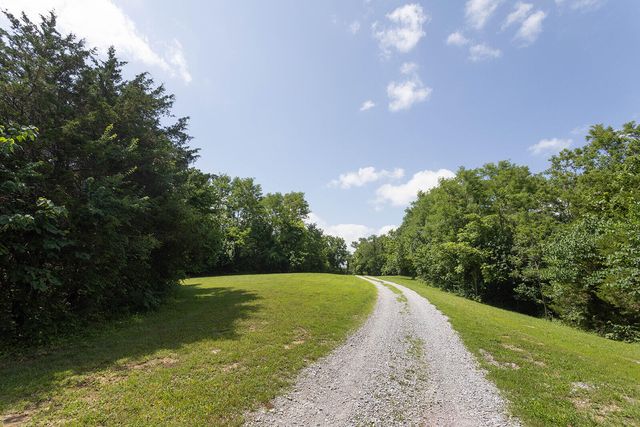 399 Harlow Lane, Harrodsburg, KY 40330