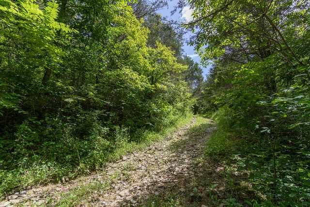 399 Harlow Lane, Harrodsburg, KY 40330