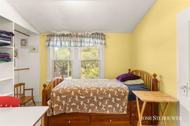 364 W 21st Street, Holland, MI 49423