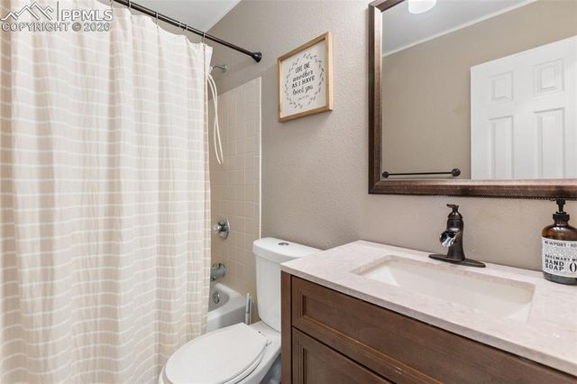 9355 Jackrabbit Lane, Colorado Springs, CO 80925