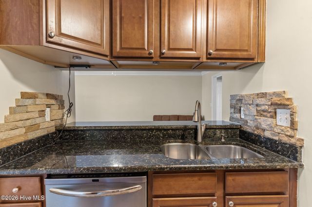 713 Clearwater Court C, Wilmington, NC 28405