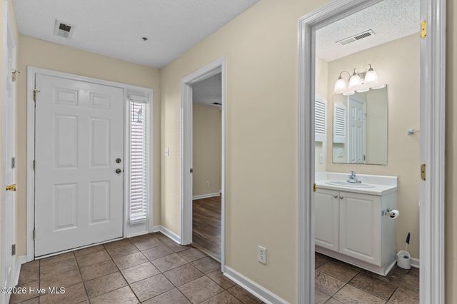 713 Clearwater Court C, Wilmington, NC 28405