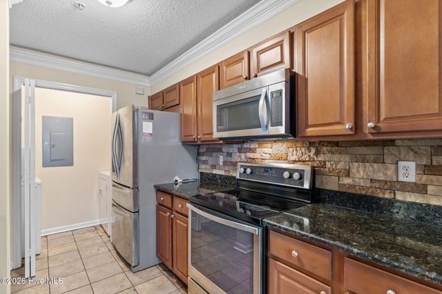 713 Clearwater Court C, Wilmington, NC 28405