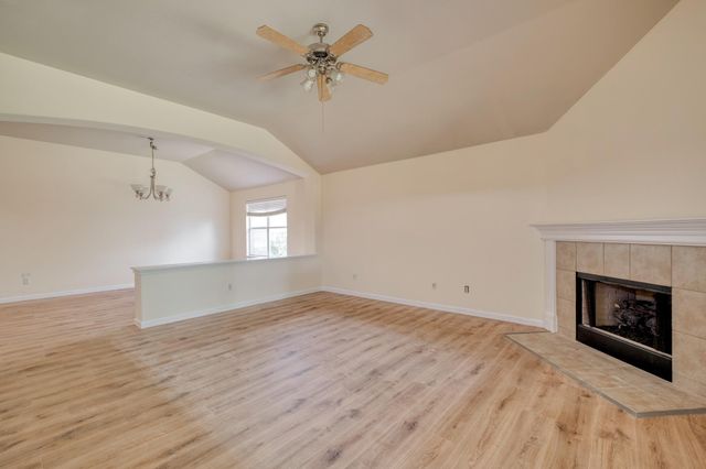 4499 Heritage Well LN, Round Rock, TX 78665