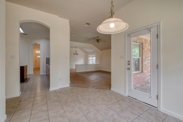 4499 Heritage Well LN, Round Rock, TX 78665