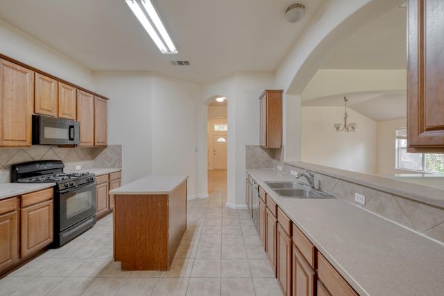 4499 Heritage Well LN, Round Rock, TX 78665