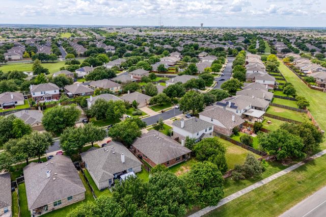 4499 Heritage Well LN, Round Rock, TX 78665