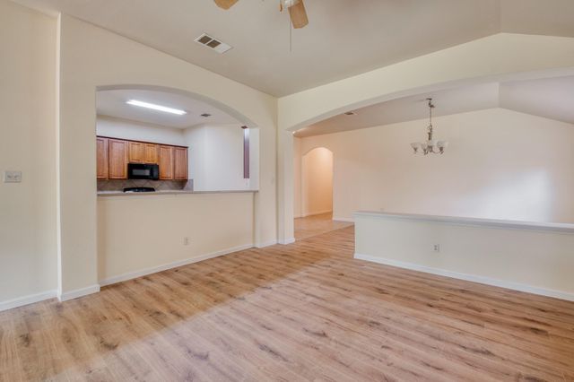 4499 Heritage Well LN, Round Rock, TX 78665