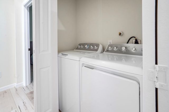 1611 Shelby Street, Houston, TX 77009