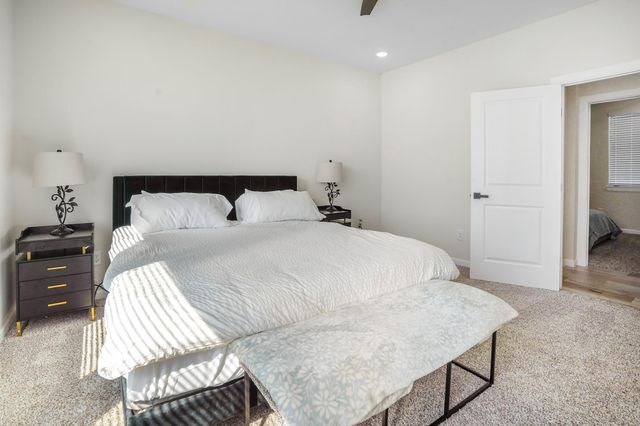 1611 Shelby Street, Houston, TX 77009