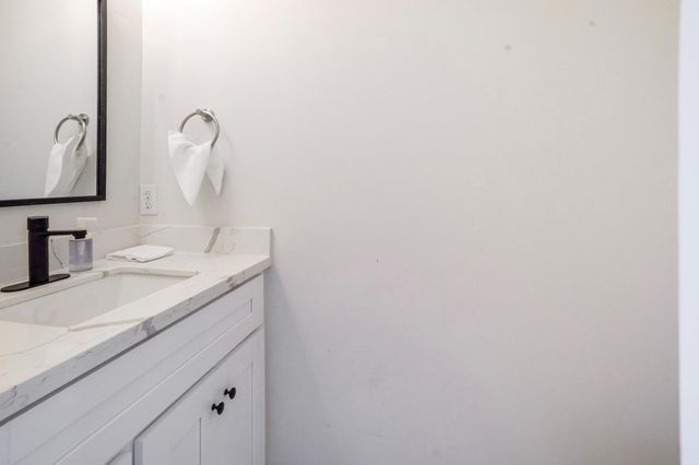 1611 Shelby Street, Houston, TX 77009