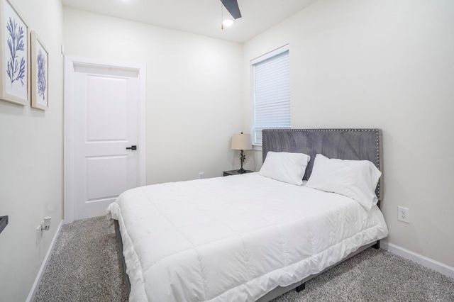 1611 Shelby Street, Houston, TX 77009