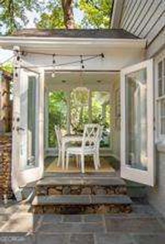 374 Lofton Road NW, Atlanta, GA 30309