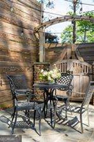374 Lofton Road NW, Atlanta, GA 30309