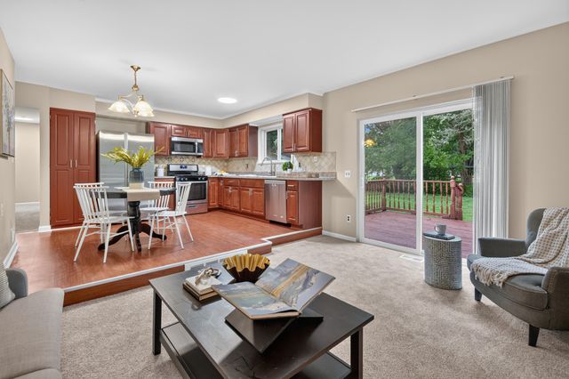 212 Charterhouse Drive, Canton, MI 48188