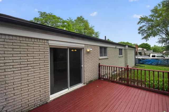 212 Charterhouse Drive, Canton, MI 48188